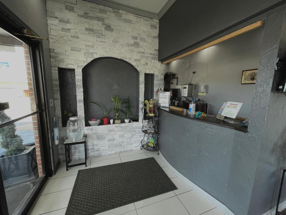 Royal Inn & Suites Mountain Grove Εξωτερικό φωτογραφία